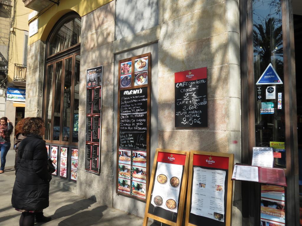 Hostal Nou Raval Barcelona Exterior photo